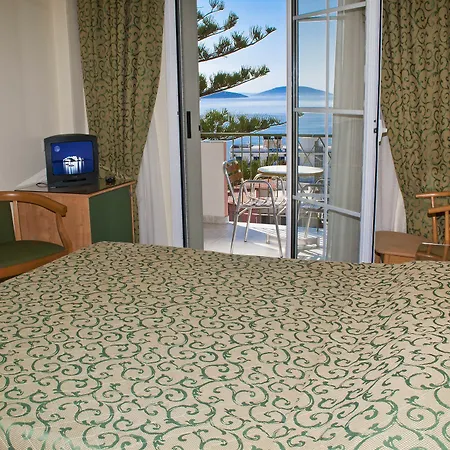 Otel Tolon Holidays 3*